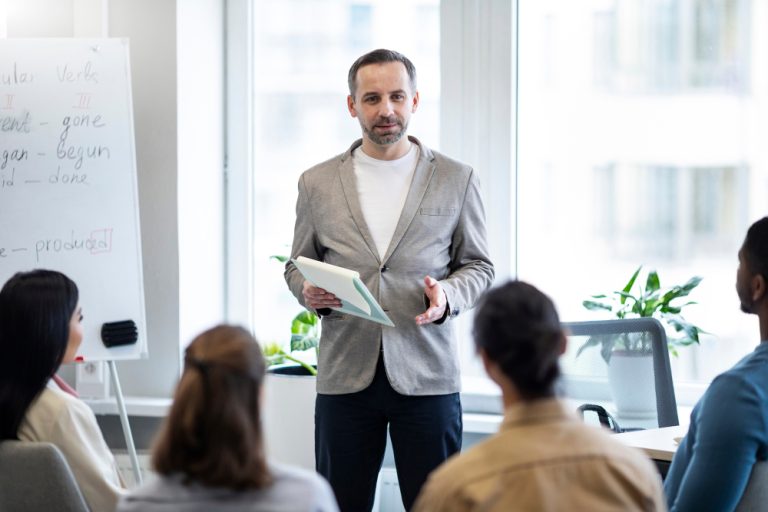 Pourquoi le coaching managérial n&rsquo;est pas une formation comme les autres